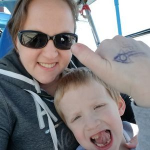 Meet your Posher, April